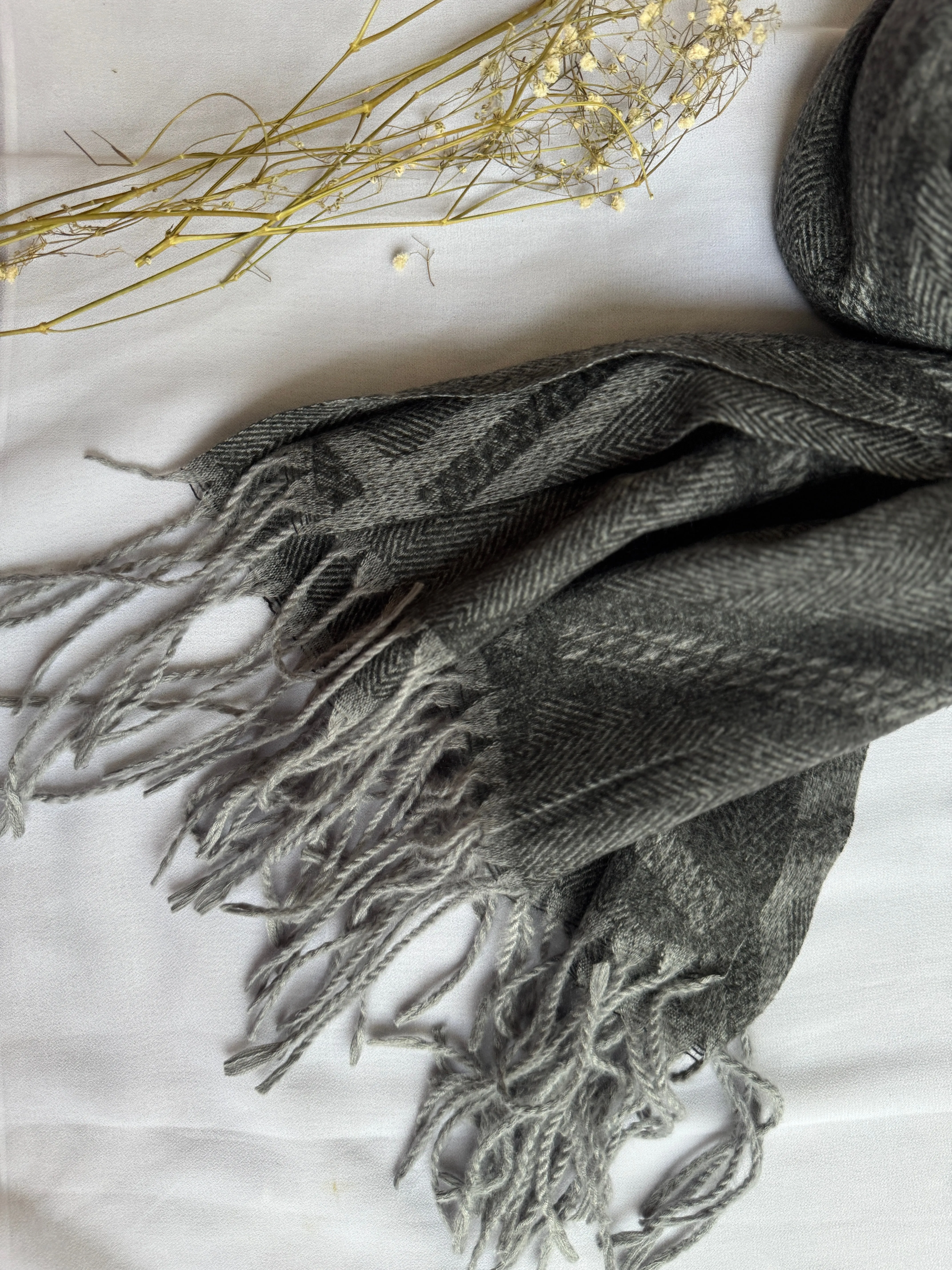Woolen Pashmina-Criss Cross Print- Black Grey